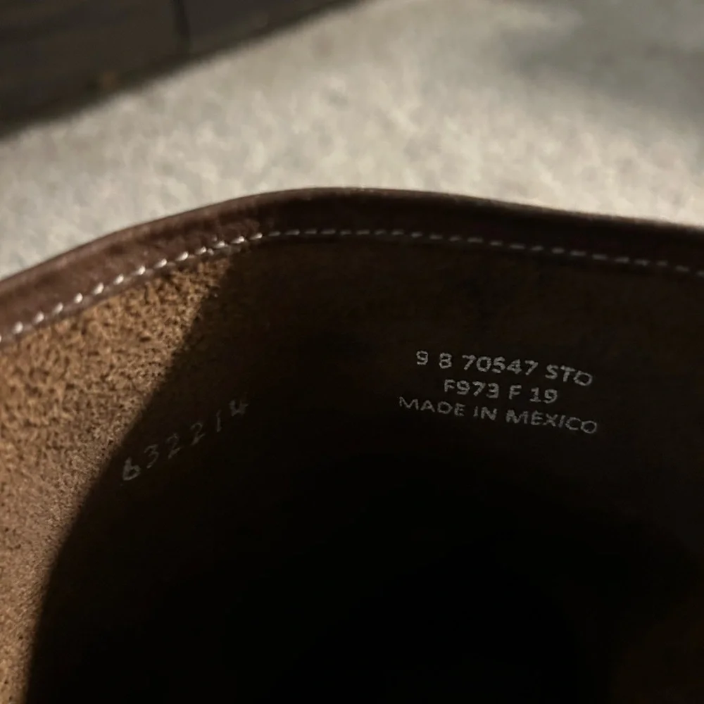Frye Brown Leather Engineer Boots Classic Mid-Calf Design - Picture 4 of 6